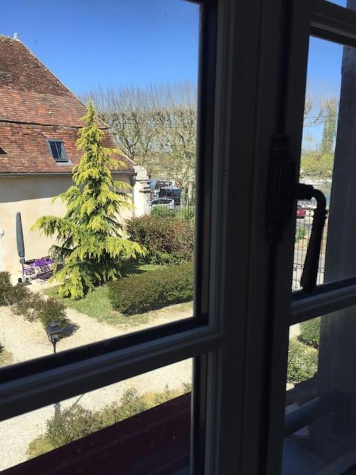 Bel Appart Au Bord De L'Eau Proche Gare Avec Wifi Auxerre Dış mekan fotoğraf